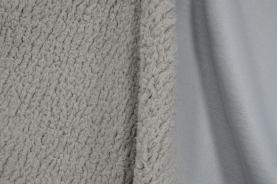 390 gsm PELLICCIA: SHU VELVET TEEN TESSUTO: Tessuto a maglia Tessuto in cuoio rigenerato
