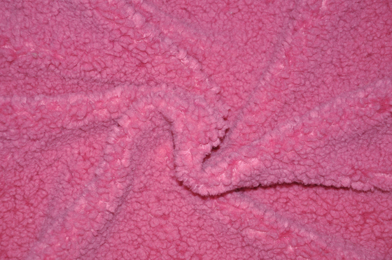il tessuto di Sherpa del Faux di 150cm ha riciclato il modello 500gsm del jacquard della pelliccia del poliestere