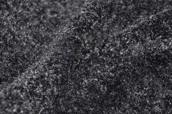 Il filo di ordito nero ha tricottato l'arricciatura guarda la larghezza di 150cm per l'indumento