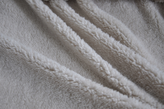 Poliestere molle e delicato, ineguagliato del tessuto dell'ovatta di Shu Fleece 150cm di calore