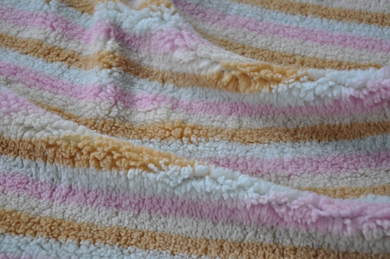 Delicato e comodo, caldo e consolidando il tessuto di miscela di Shu Velveteen Polyester Wool Cotton