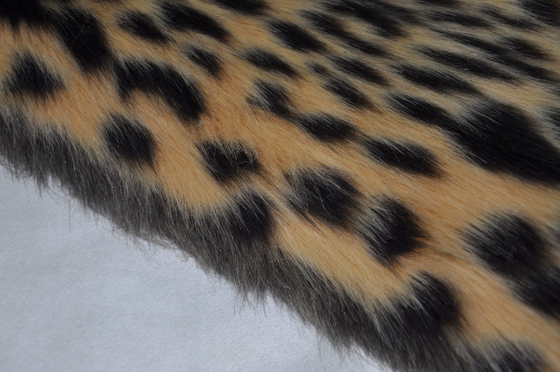 visone acrilico di falsificazione del jacquard della stampa del leopardo del tessuto dai capelli lunghi misto della pelliccia
