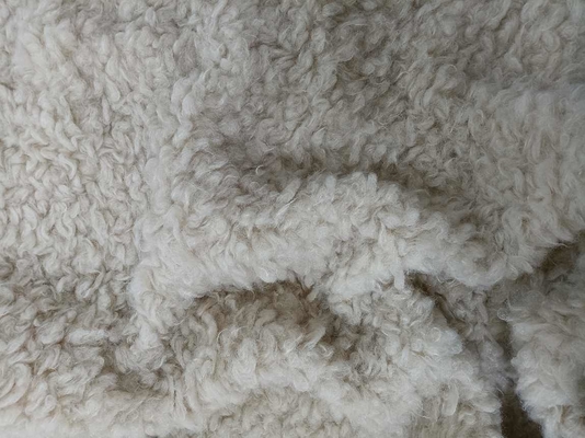 Tricotaggio a maglia, pelliccia morbida, 380 grammi, 100% P