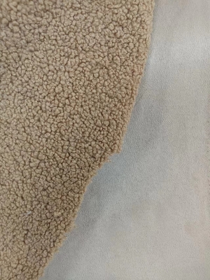 760 grammi Teddy a maglia ricci di tessuto composito di pelliccia con lo stesso colore